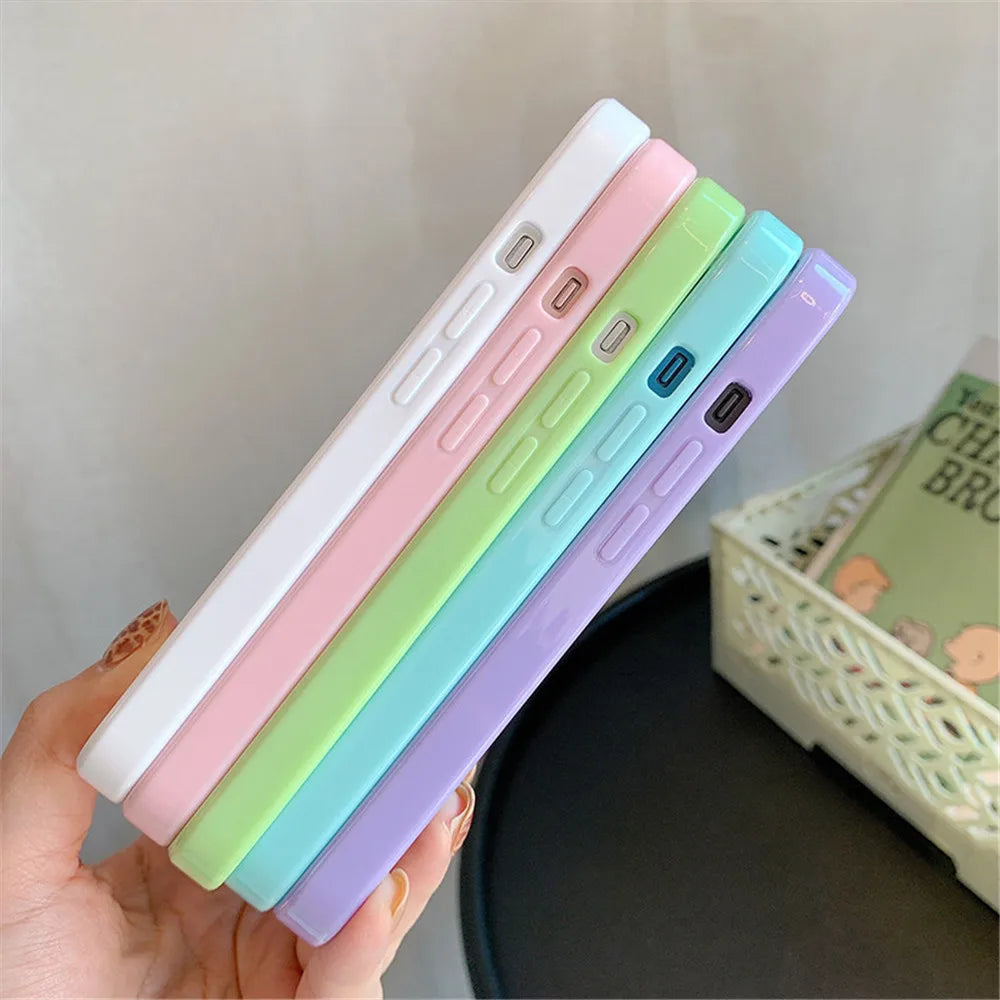 Accessories and cases for your phone